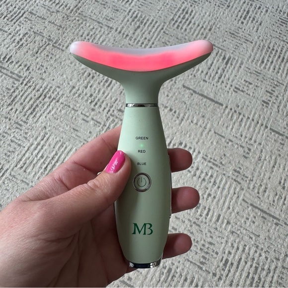 Like new! Mario Badescu Thermal Face & Neck Massager - Red, Blue, Green Light - Picture 9 of 9